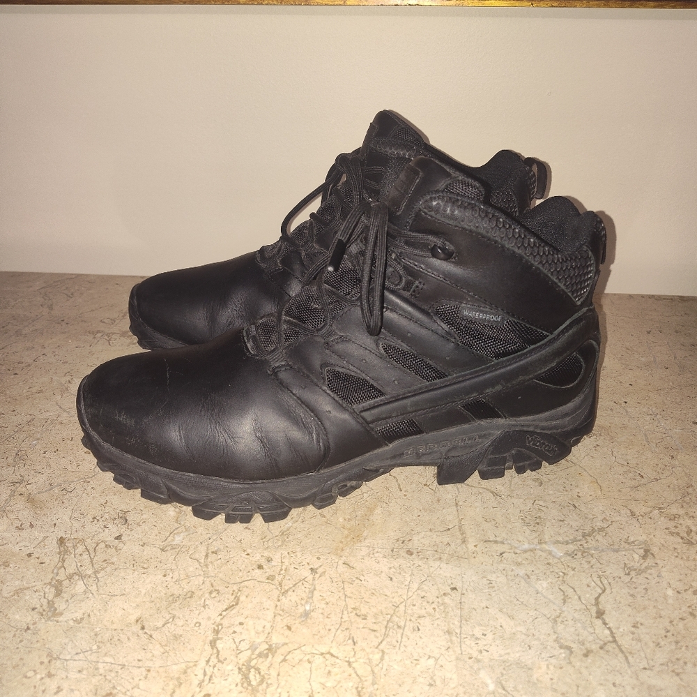 Merrell Boots - Picture 2 of 11